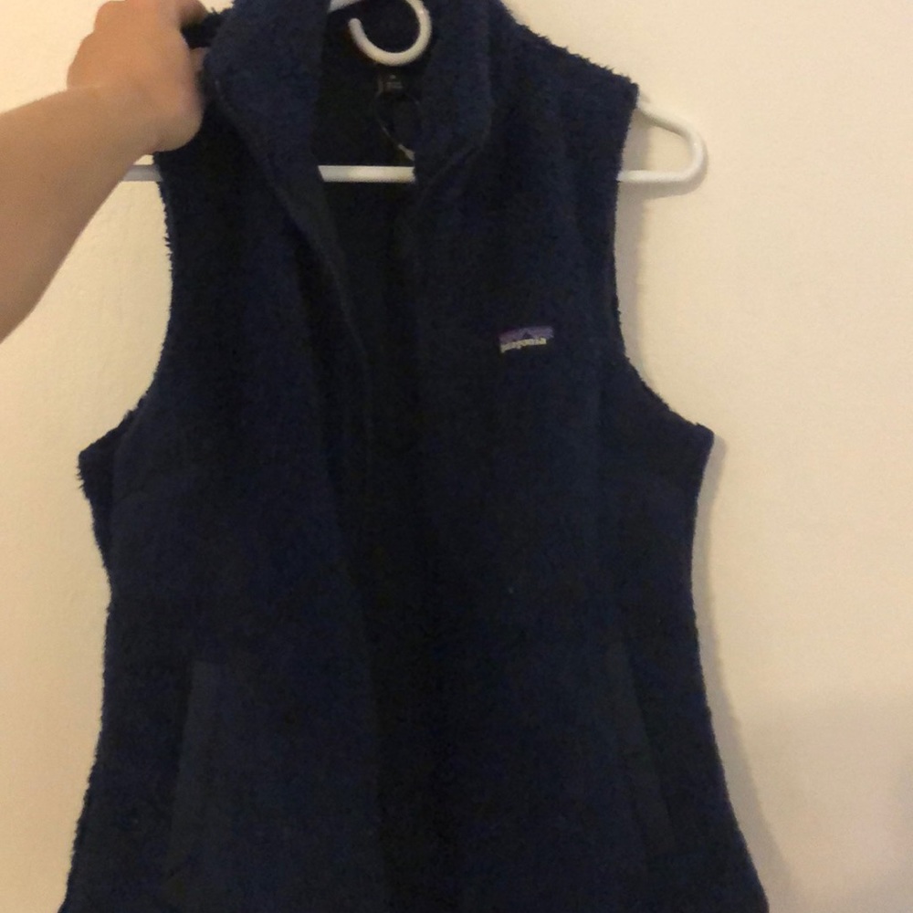 Fluffy dark blue Patagonia vest. Worn only x3